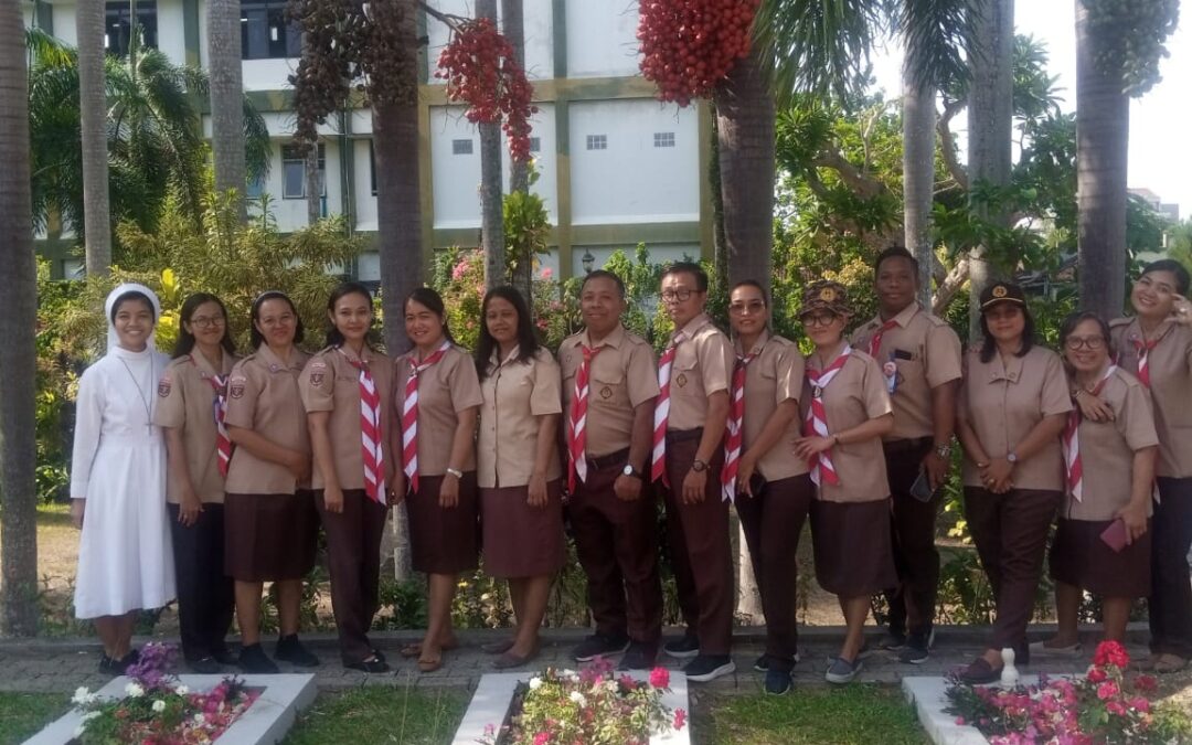 Ziarah Tabur Bunga Memperingati Hari Arwah Semua Orang Beriman di Makam Biara Pringsewu