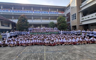 Upacara Memperingati Hari Pendidikan Nasional 2025
