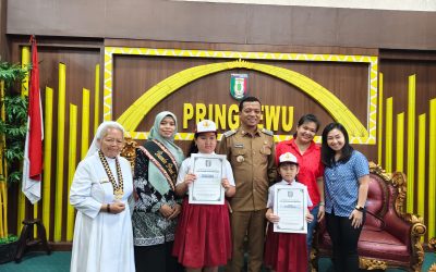 Pemberian Penghargaan Dari Bupati Pringsewu Kepada Siswa Berprestasi SD Fransiskus Pringsewu 2025