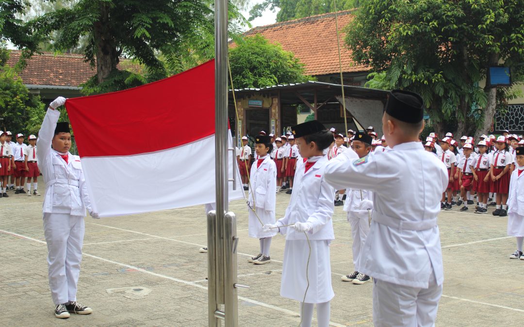 Upacara Memperingati Hari Pahlawan 2025